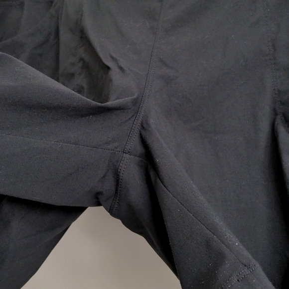 MOUNTAIN HARDWEAR | Dynama 2 Shorts Elastic Waist Pockets, Black, Women's XL - Picture 6 of 15